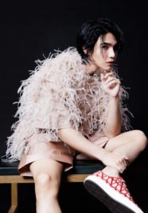 jeffsatur-001-Attractive