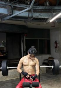 jeffsatur-011-Pretty Jeff Satur