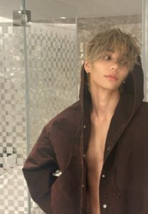 jeffsatur-017-Gorgeous Jeff Satur